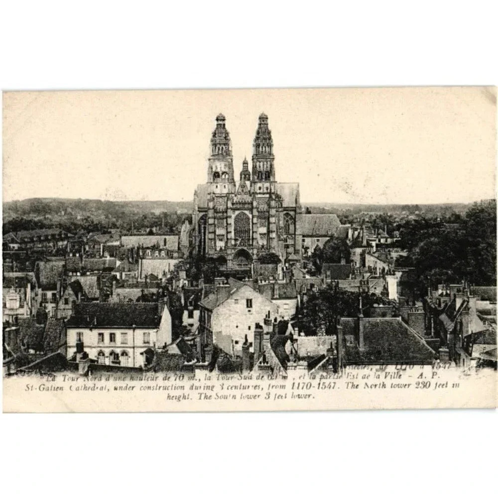Ed Tour Nord,Tour Sud et parde Est de la Ville A.P. St-Gatien Cathedral Postcard